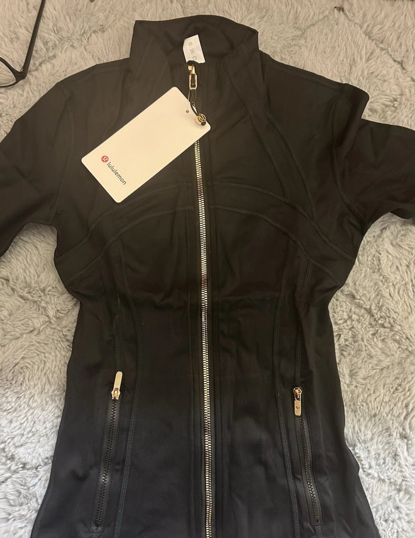 Lululemon 2 Piece Set – Leggings and Jacket (Black)