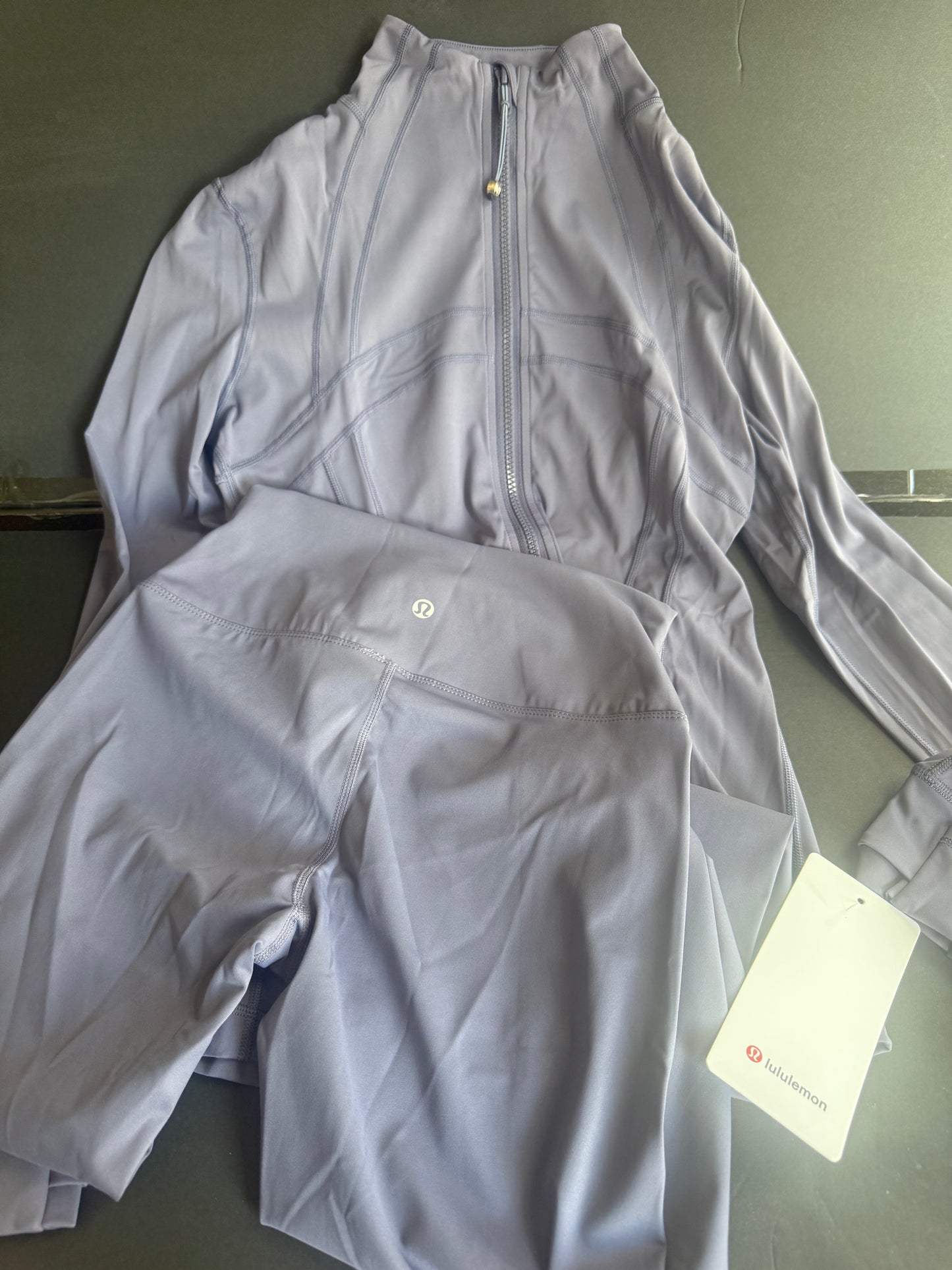 Lululemon 2 Piece Set – Leggings and Jacket