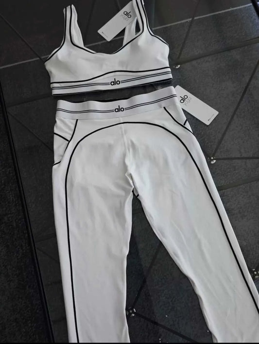 Alo Yoga 2-Piece Workout Set – Leggings & Sports Bra (White)